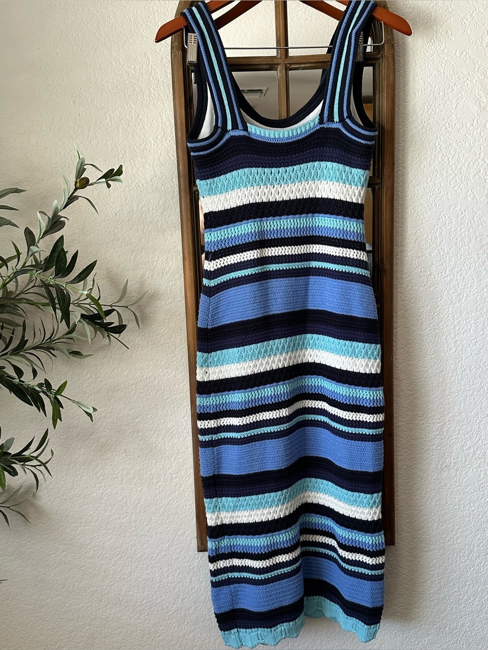 Haute Hippie Style Striped Crochet Knit Sweater Dress Blue Sleeveless Size Small - Picture 2 of 7